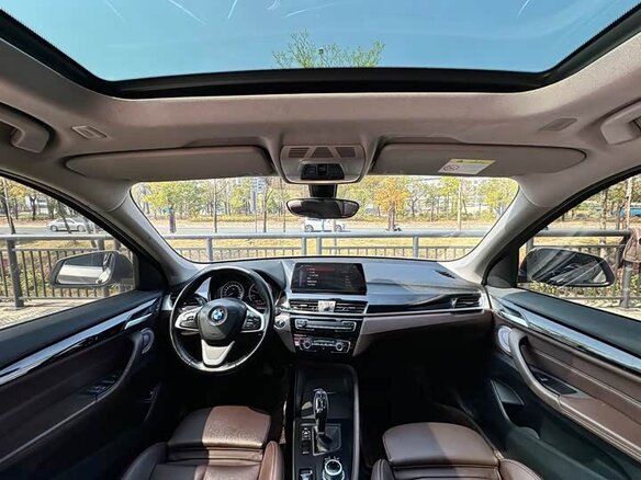 2022 BMW X1 Long 20Li sDrive II (F48) Рестайлинг, золотистый, 2030000 рублей - вид 11