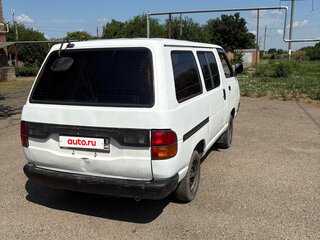 1994 Toyota Town Ace II Рестайлинг 3, белый, 360000 рублей, вид 3
