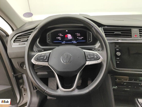 2022 Volkswagen Tiguan II Рестайлинг, серебристый, 2490000 рублей - вид 8