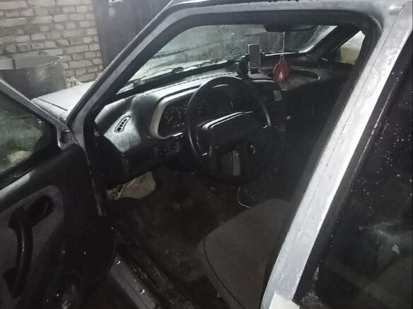 2005 Lada (ВАЗ) 2114, серебристый, 140000 рублей - вид 10