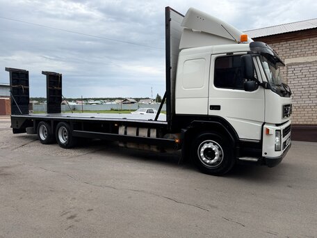 2007 Volvo FM, белый, 5700000 рублей, вид 3