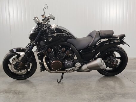2010 Yamaha VMAX 1700, чёрный, 1349000 рублей, вид 5