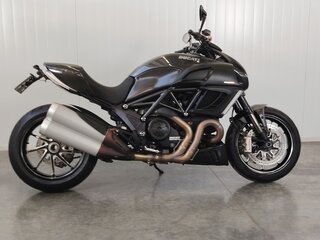 2012 Ducati Diavel Carbon, чёрный, 839000 рублей, вид 1