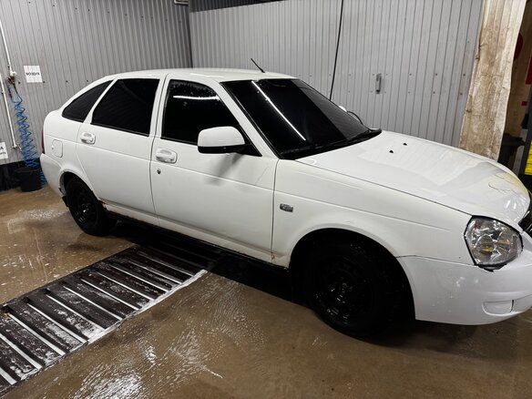 2011 Lada (ВАЗ) Priora I, белый - вид 3