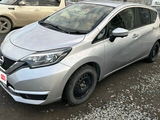 2016 Nissan Note II Рестайлинг, серебристый, 1200000 рублей, вид 2