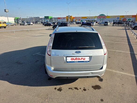 2010 Ford Focus II Рестайлинг, серый, 450000 рублей - вид 3