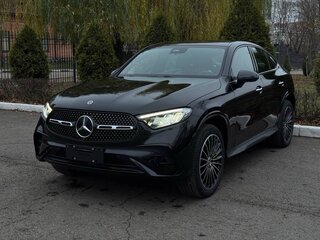 2025 Mercedes-Benz GLC Coupe 300 II (C254), чёрный, 8490000 рублей, вид 2