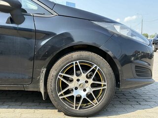 2015 Ford Fiesta Mk6 Рестайлинг, чёрный, 489000 рублей, вид 5