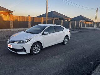 2017 Toyota Corolla XI (E160, E170, E180) Рестайлинг 1, белый, 1710000 рублей, вид 1