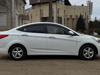 2012 Hyundai Accent IV, белый, 850000 рублей, вид 5