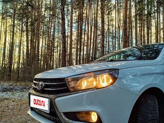 2018 Lada (ВАЗ) Vesta I, белый, 900000 рублей, вид 1