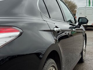 2019 Toyota Camry VIII (XV70), чёрный, 2990000 рублей, вид 4