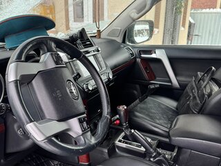 2016 Toyota Land Cruiser Prado 150 Series Рестайлинг 1, чёрный, 3200000 рублей, вид 4