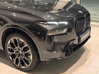 2025 BMW X7 40d I (G07) Рестайлинг, чёрный, 16250000 рублей, вид 3