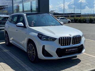 2024 BMW X1 Long 25Li xDrive III (U11/U12), белый, 5450000 рублей, вид 3