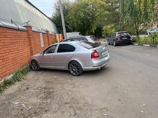 2011 Skoda Octavia RS II Рестайлинг, серебристый, 850000 рублей, вид 5