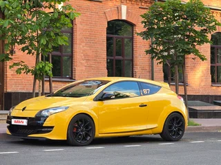 2012 Renault Megane RS III, жёлтый, 1490000 рублей, вид 1