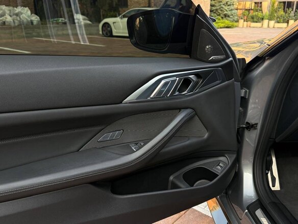 2021 BMW M4 Competition Package G82/G83, серебристый, 9500000 рублей - вид 13