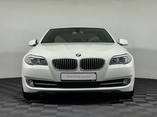 2012 BMW 5 серии 535i xDrive VI (F10/F11/F07), белый, 1697000 рублей, вид 3
