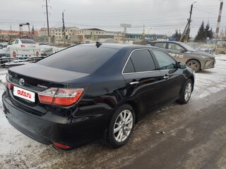 2016 Toyota Camry VII (XV50) Рестайлинг, чёрный, 2200000 рублей, вид 2
