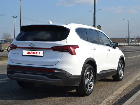 2021 Hyundai Santa Fe IV Рестайлинг, белый, 2895000 рублей - вид 5