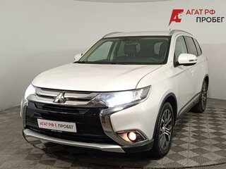 2016 Mitsubishi Outlander III Рестайлинг 2, белый, 1760000 рублей, вид 3
