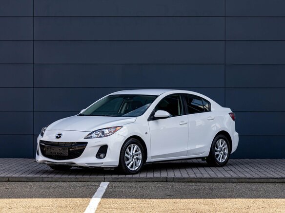 2013 Mazda 3 II (BL) Рестайлинг, белый, 995000 рублей