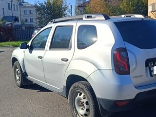 2017 Renault Duster I Рестайлинг, серебристый, 1000000 рублей, вид 2