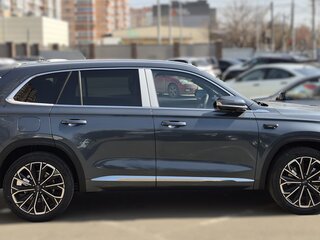 2026 Geely Monjaro (Xingyue L) I Рестайлинг (China Market), серый, 4050000 рублей, вид 5