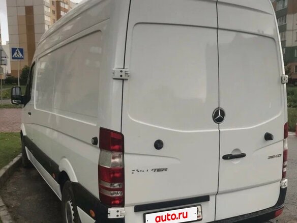 2015 Mercedes-Benz Sprinter, белый, 2700000 рублей - вид 4