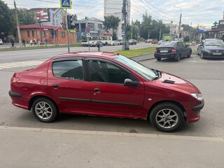 2009 Peugeot 206, красный, 270000 рублей, вид 2
