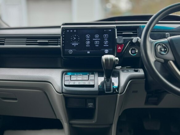2015 Honda Stepwgn V, белый, 1899999 рублей - вид 21