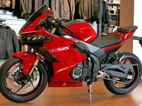 2026 Voge 525RR, чёрный, 577000 рублей, вид 2