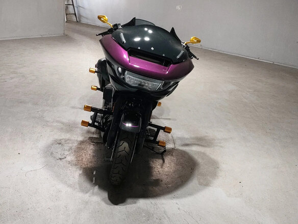 2025 Harley-Davidson CVO Road Glide, фиолетовый, 4740000 рублей - вид 3