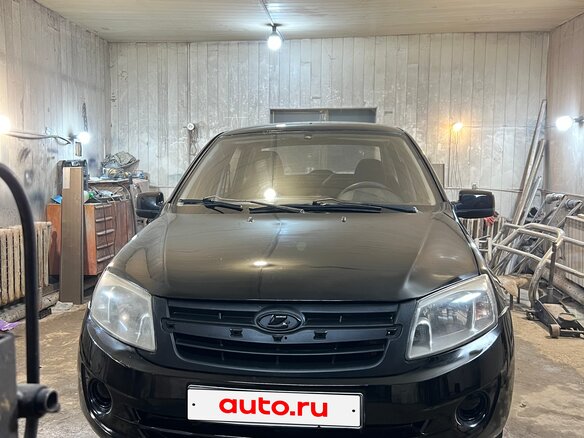 2014 Lada (ВАЗ) Granta I, чёрный, 215000 рублей - вид 2