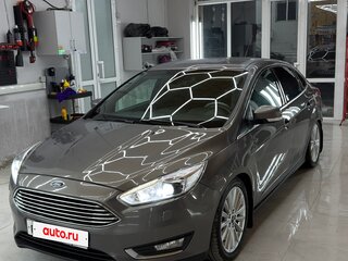 2015 Ford Focus III Рестайлинг, коричневый, 1150000 рублей, вид 1