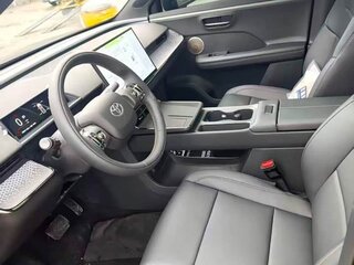 2026 Toyota bZ3X 58.3 kWh, чёрный, 2470000 рублей, вид 5