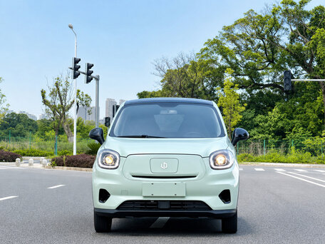 2025 Leapmotor T03 80 kW, зелёный, 1010000 рублей, вид 2