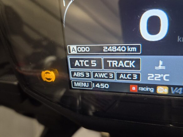 2018 Aprilia Tuono V4, серый, 950000 рублей - вид 12