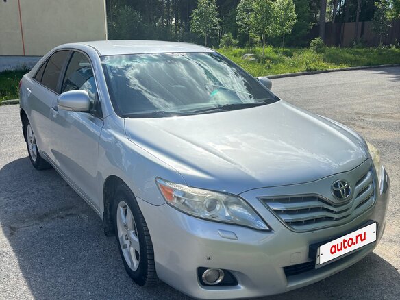 2011 Toyota Camry VI (XV40) Рестайлинг, серебристый, 1349000 рублей - вид 4