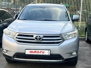 2013 Toyota Highlander II (XU40) Рестайлинг, серебристый, 1850000 рублей, вид 2