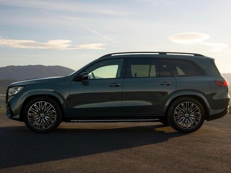 2026 Mercedes-Benz GLS 450 II (X167) Рестайлинг 2, чёрный, 17890000 рублей, вид 3