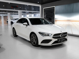 2022 Mercedes-Benz CLA 200 II (C118, X118), белый, 3630000 рублей, вид 2