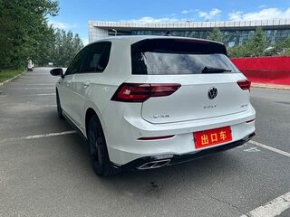 2023 Volkswagen Golf VIII, серый, 2230000 рублей, вид 4