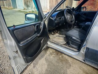 2018 Chevrolet Niva I Рестайлинг, серебристый, 540000 рублей, вид 5