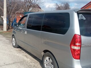 2012 Hyundai Grand Starex I, серый, 1850000 рублей, вид 3