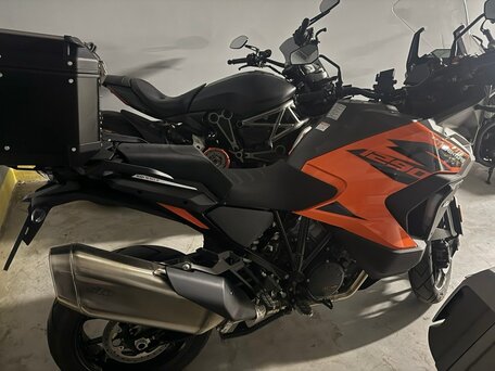 2022 KTM 1290 Super Adventure S, оранжевый, 1750000 рублей, вид 2