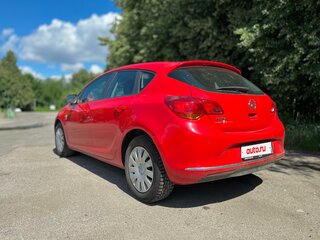 2013 Opel Astra J Рестайлинг, красный, 830000 рублей, вид 3