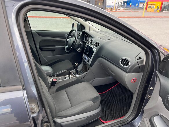 2008 Ford Focus II Рестайлинг, серый, 600000 рублей - вид 13