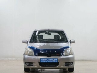 2001 Toyota Vitz I (P10), серый, 399000 рублей, вид 2